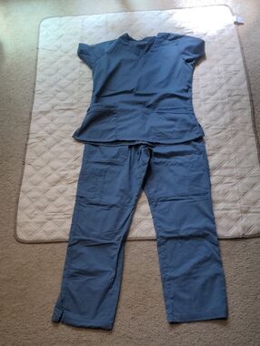 GUC Uniform Advantage Scrub Set